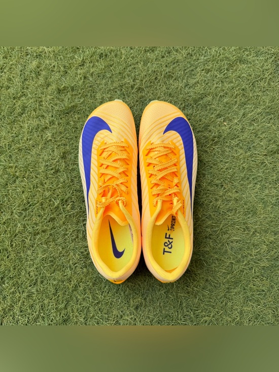Athletic_Shoes